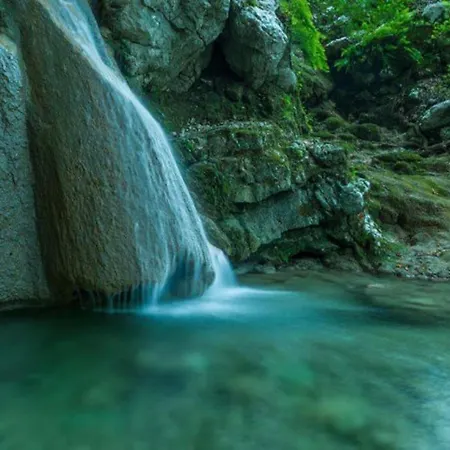 Дом отдыха Vlicho-lefkas *